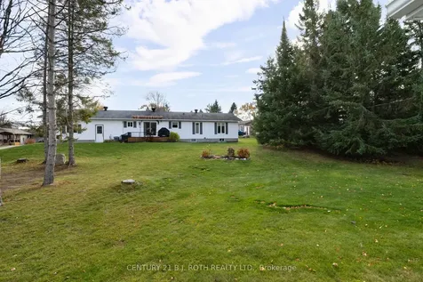 60 Tamarack Drive Oro-medonte ON L0L 1T0