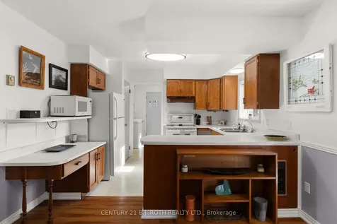 60 Tamarack Drive Oro-medonte ON L0L 1T0