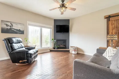 53 Boyd Crescent Oro-medonte ON L0K 1N0