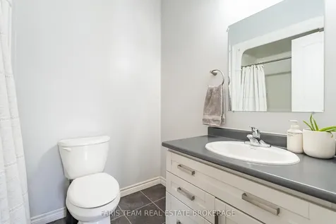 53 Boyd Crescent Oro-medonte ON L0K 1N0