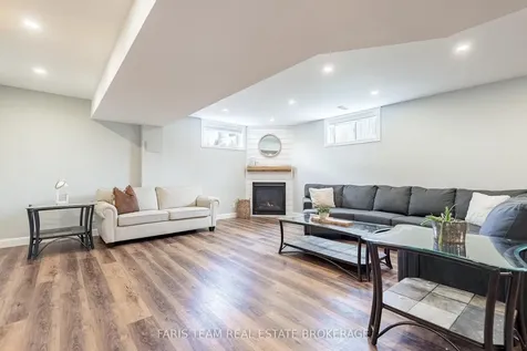 53 Boyd Crescent Oro-medonte ON L0K 1N0