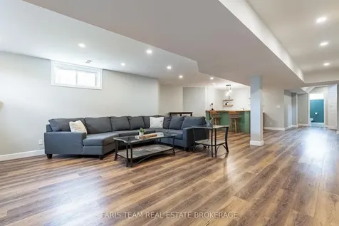 53 Boyd Crescent Oro-medonte ON L0K 1N0