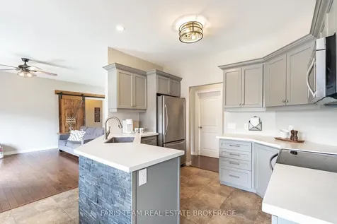 53 Boyd Crescent Oro-medonte ON L0K 1N0