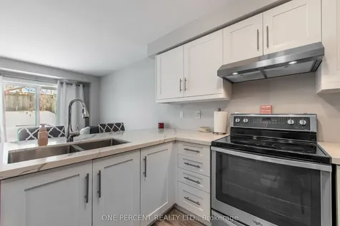 67 Hawthorne Crescent Barrie ON L4N 9Y8