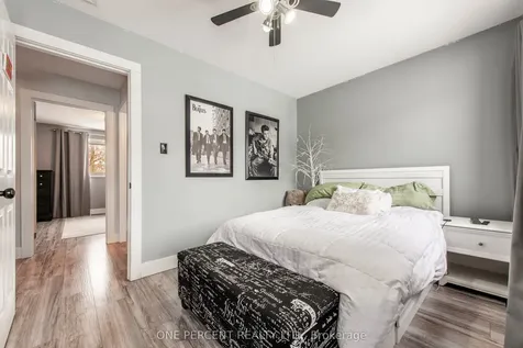 67 Hawthorne Crescent Barrie ON L4N 9Y8