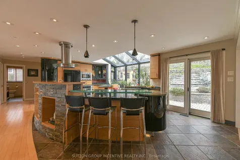 1363 St. Vincent Street Springwater ON L9X 0P7