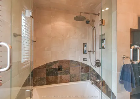 1363 St. Vincent Street Springwater ON L9X 0P7