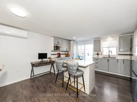 203 Burns Circle Barrie ON L4N 6A5