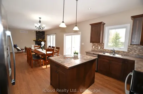 25 Rue Vanier N/a Tiny ON L9M 0J2