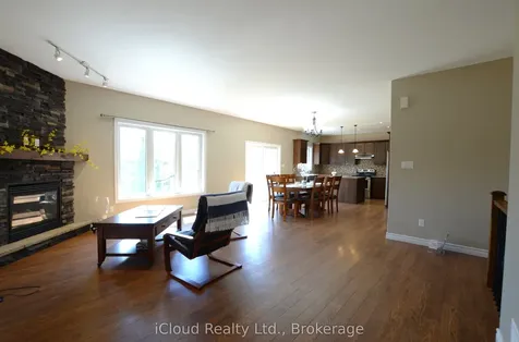 25 Rue Vanier N/a Tiny ON L9M 0J2