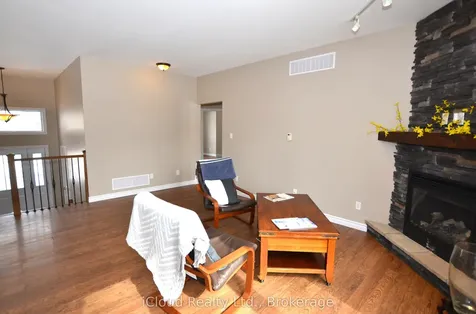 25 Rue Vanier N/a Tiny ON L9M 0J2