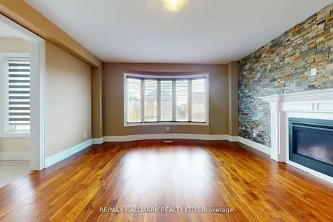 61 Mcisaac Drive Springwater ON L4M 4S4