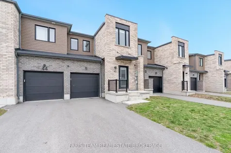 42 Fairlane Avenue Barrie ON L9J 0M9