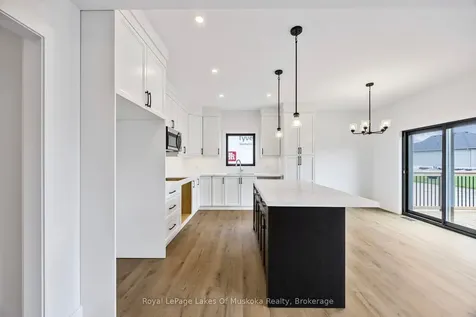 120 Brandon Avenue Severn ON L0K 1E0