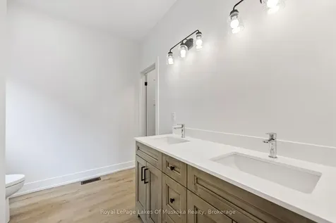 120 Brandon Avenue Severn ON L0K 1E0