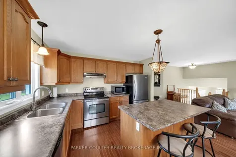 4676 Zachary Crescent Ramara ON L3V 0K8