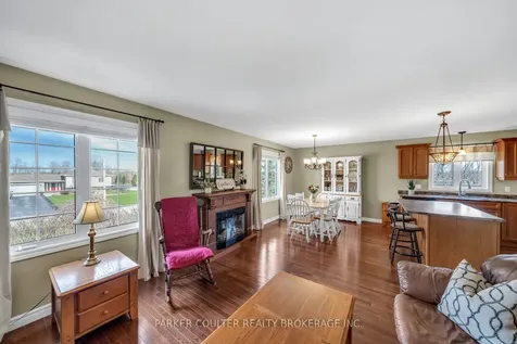 4676 Zachary Crescent Ramara ON L3V 0K8