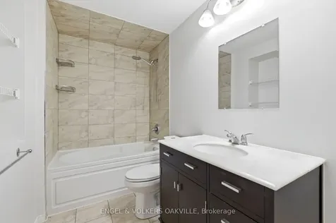 30 Porritt Street Barrie ON L4N 6Y3