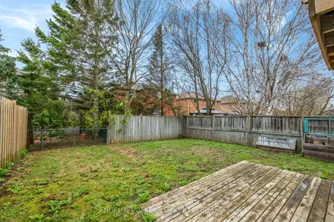 30 Porritt Street Barrie ON L4N 6Y3