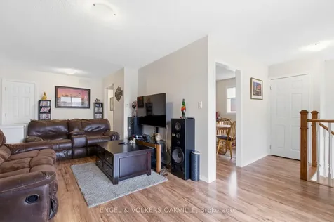30 Porritt Street Barrie ON L4N 6Y3