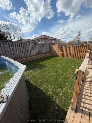 51 Stanley Street Barrie ON L4M 6V3