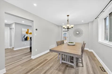 51 Stanley Street Barrie ON L4M 6V3