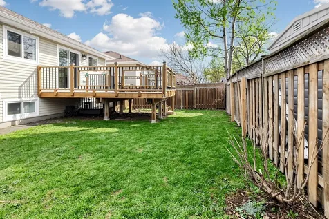 171 Marsellus Drive Barrie ON L4N 8V7