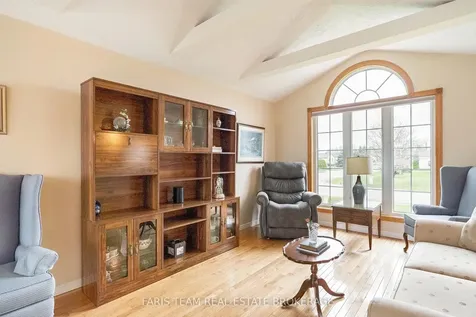 2 Sheffcote Street Penetanguishene ON L9M 1W1
