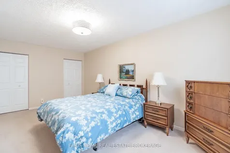 2 Sheffcote Street Penetanguishene ON L9M 1W1