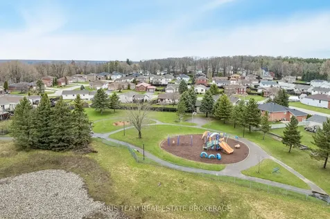 2 Sheffcote Street Penetanguishene ON L9M 1W1