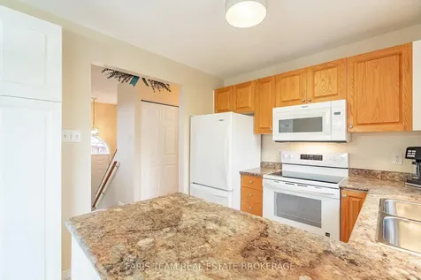 2 Sheffcote Street Penetanguishene ON L9M 1W1
