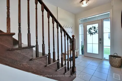 48 Mclean Avenue Collingwood ON L9Y 3Z6