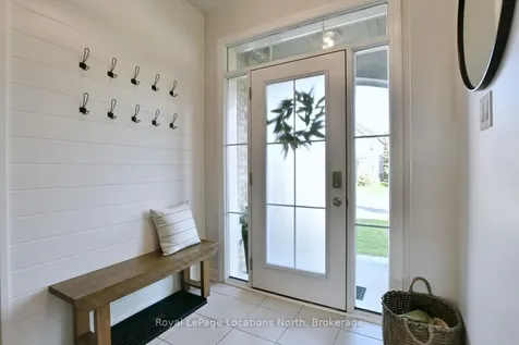 48 Mclean Avenue Collingwood ON L9Y 3Z6