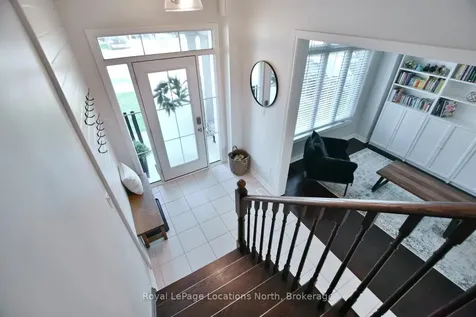 48 Mclean Avenue Collingwood ON L9Y 3Z6