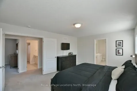 48 Mclean Avenue Collingwood ON L9Y 3Z6