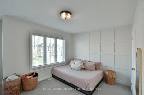 48 Mclean Avenue Collingwood ON L9Y 3Z6