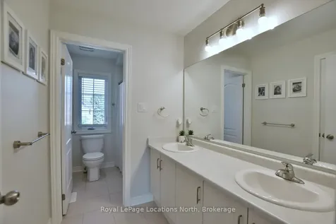 48 Mclean Avenue Collingwood ON L9Y 3Z6