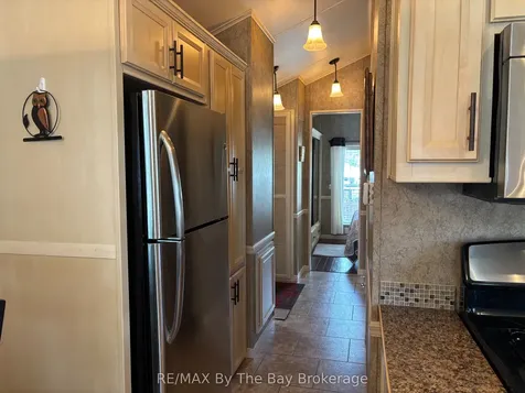 10 White Pines Trail Wasaga Beach ON L9Z 1X7