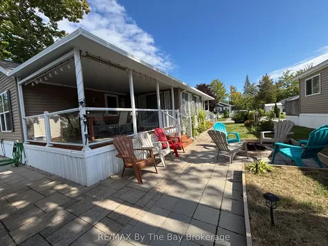 10 White Pines Trail Wasaga Beach ON L9Z 1X7