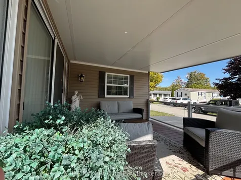 10 White Pines Trail Wasaga Beach ON L9Z 1X7