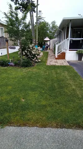 10 White Pines Trail Wasaga Beach ON L9Z 1X7