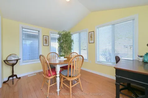 38 Kentucky Avenue Wasaga Beach ON L9Z 3A8