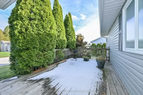 38 Kentucky Avenue Wasaga Beach ON L9Z 3A8