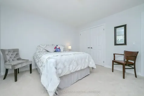 38 Kentucky Avenue Wasaga Beach ON L9Z 3A8