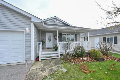 38 Kentucky Avenue Wasaga Beach ON L9Z 3A8