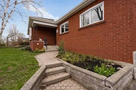 103 Rodney Street Barrie ON L4M 4C2