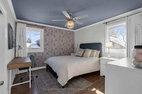 103 Rodney Street Barrie ON L4M 4C2