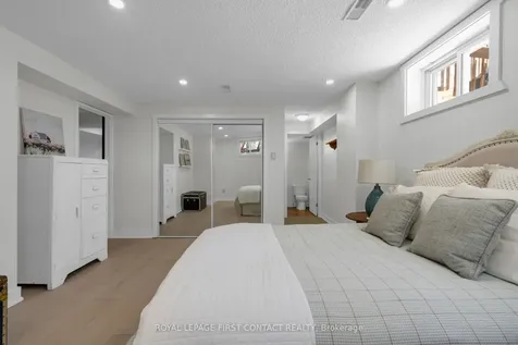 103 Rodney Street Barrie ON L4M 4C2