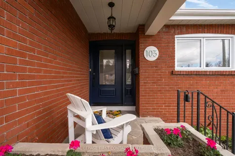 103 Rodney Street Barrie ON L4M 4C2