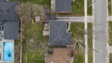 103 Rodney Street Barrie ON L4M 4C2